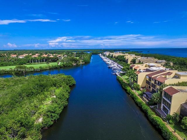 Building Photo - 6206 Paradise Point Dr