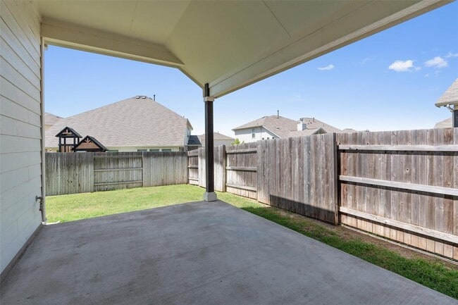 Building Photo - 562 Leadtree Loop