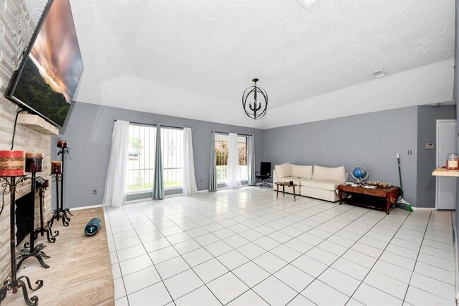 Building Photo - 2638 S Camden Pkwy