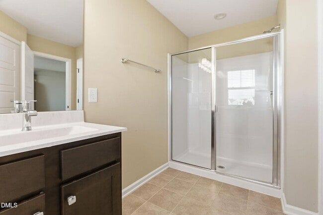 Building Photo - 759 Putney Hl Rd