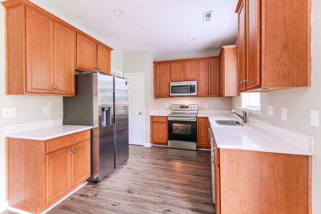Building Photo - 9301 Doss Ct