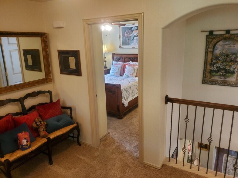 Ensuite Bedroom Entrance - 1409 Hackett Creek Dr
