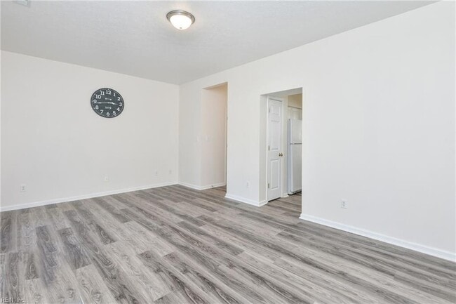 Building Photo - 1531 Creek Ct