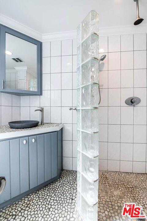 Building Photo - 1308 N Ogden Dr