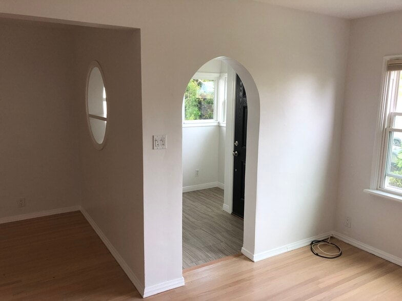 Entry from inside - 12621 Woodgreen St