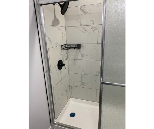 Building Photo - 710 N Fulton Ave