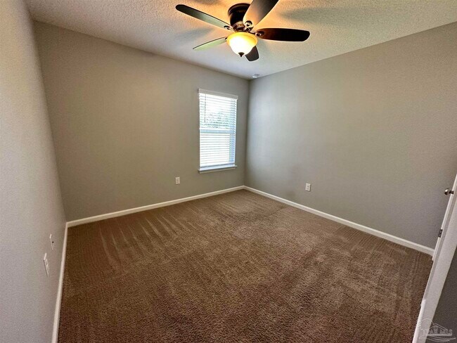 Building Photo - 7307 Single Trce