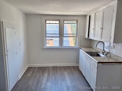 Building Photo - 449 3rd Ave