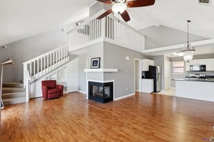 Building Photo - 5141 Butter Creek Ln