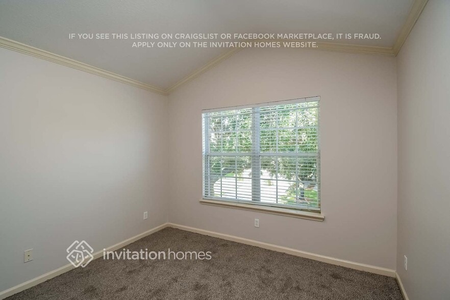 Building Photo - 7575 Scarlet Ibis Ln