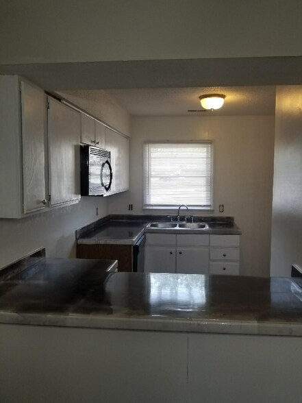 Building Photo - 4320 Bona Ct