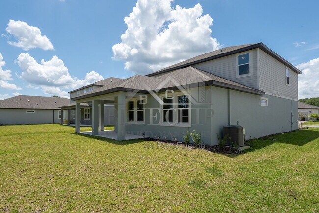 Building Photo - 1213 Pampus Dr
