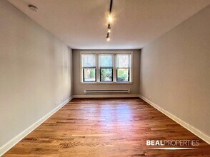 Building Photo - 0 bedroom in CHICAGO IL 60647