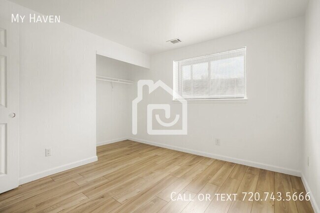 Building Photo - 16205 E Villanova Pl