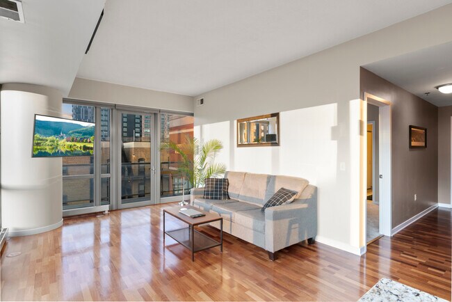 Building Photo - 929 Portland Ave