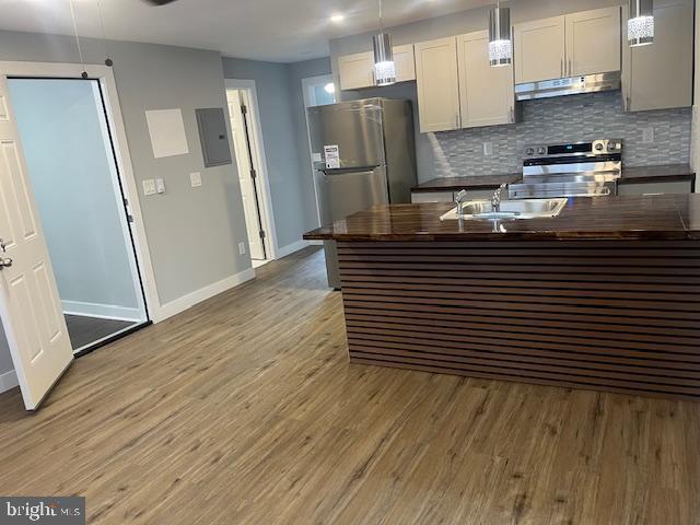 Building Photo - 6339 Morton St