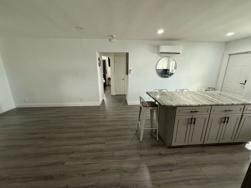 Building Photo - 2019-2023 NE 15th Ave