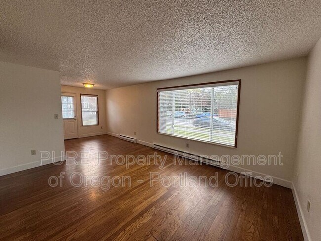 Building Photo - 307 N Mason St