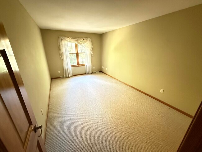 Building Photo - 2340 Robbie Ct