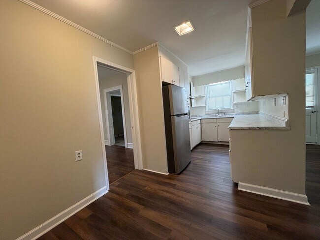 Building Photo - 2/2 House in Old East Rome $1,450