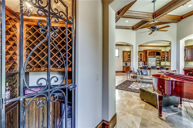 Building Photo - 4927 Oak Knoll Ln