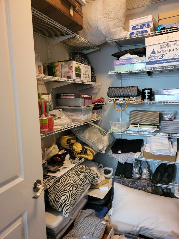 Building Photo - 23 Augustus Ct