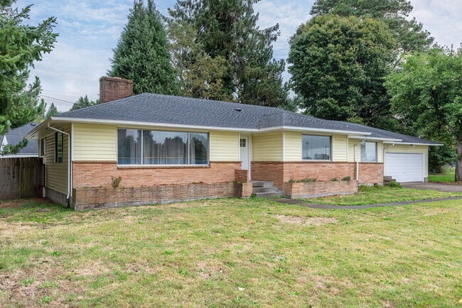 Building Photo - 2030 Ocean Beach Pl