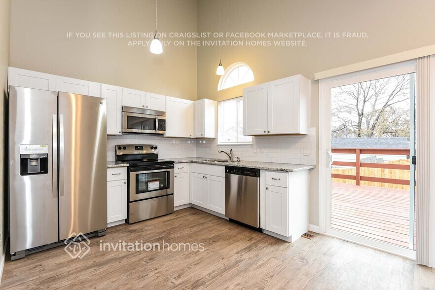 Building Photo - 4262 E 133rd Pl