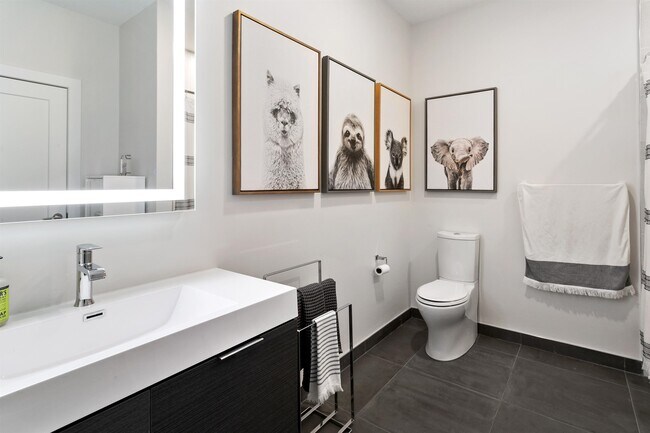 Building Photo - 6701 KENNEDY Blvd