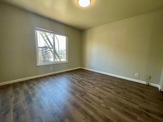 Building Photo - 538-540-540 36th Ave