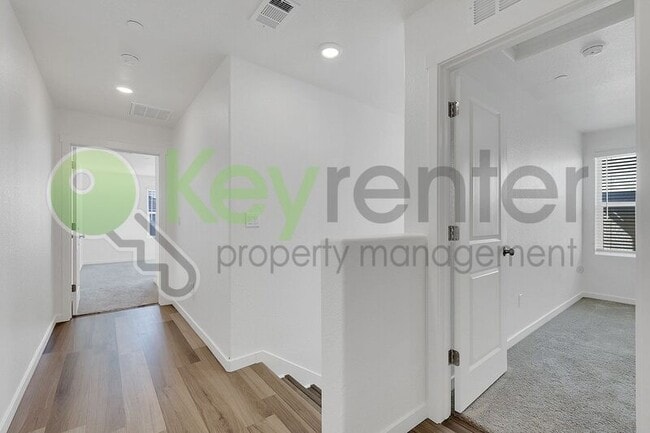 Building Photo - 4093 Southampton St