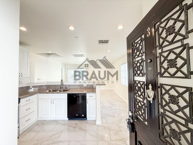 Building Photo - 1423 Franklin St