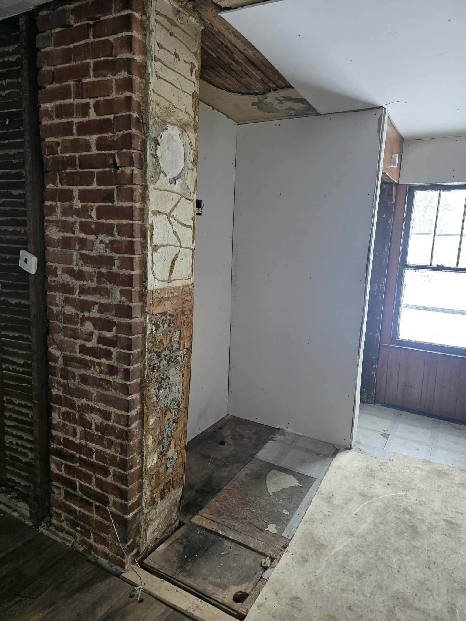 Building Photo - 1180 E Mueller Ave