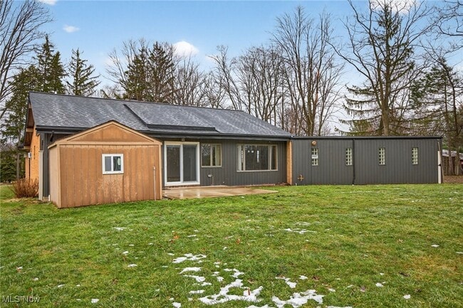 Building Photo - 3863 Wiltshire Rd