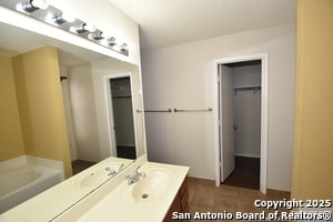 Building Photo - 1607 Pinetum Dr