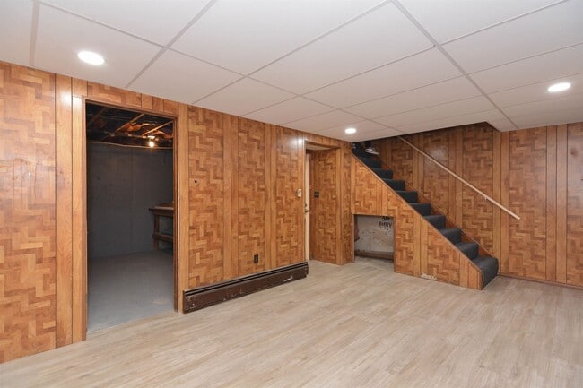 Building Photo - 3 Holly Ln