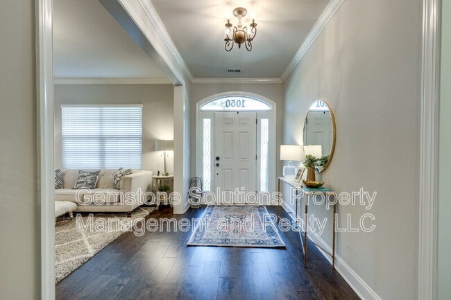 Building Photo - 1050 Nolencrest Dr