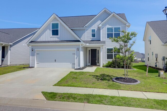 Building Photo - Pristine and Calm Home in Moncks Corner