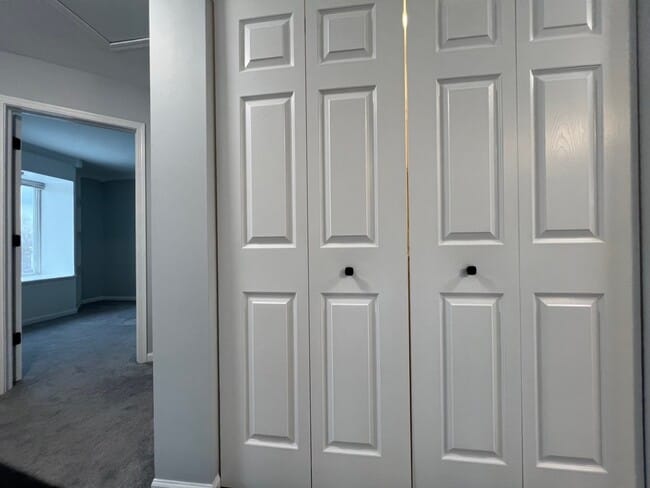 Building Photo - 22306 W Niagara Ct