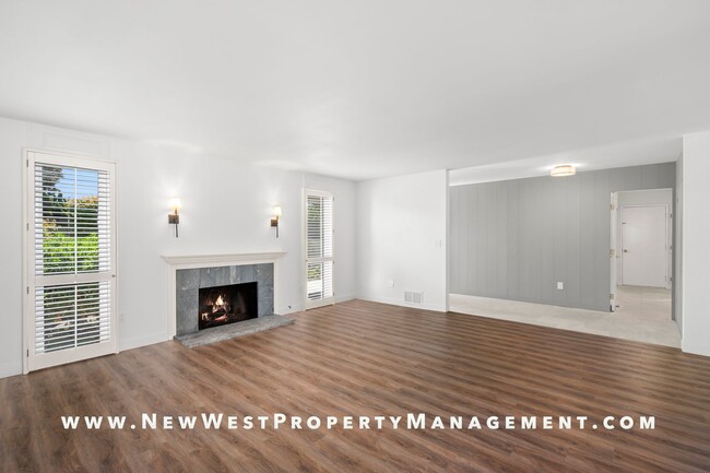 Building Photo - Beautifully upgraded Point Loma 2-bedroom ...