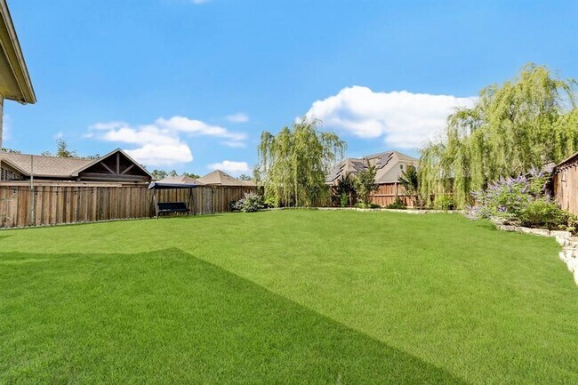 Building Photo - 4221 Davis Oak Dr