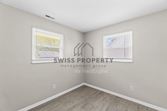 Building Photo - 1549 Oakland Park Ave