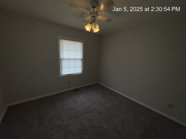 Building Photo - 203 Bayfield Loop