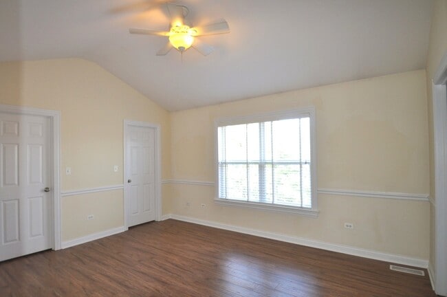 Building Photo - 118 McKinley Ave