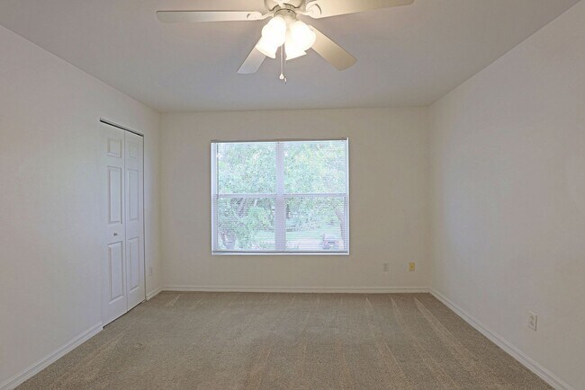 Building Photo - Forest Lake Townhomes 3620-106
