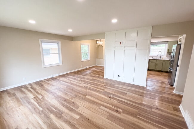 Bright fresh living room view from front door - 811 S 88th St