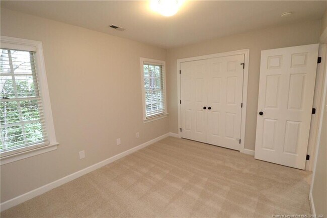 Building Photo - 107 Hardaway Ct