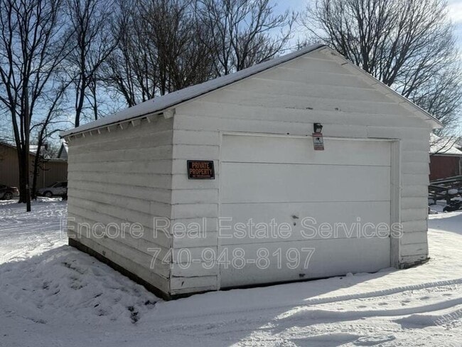 Building Photo - 70 Hoover St