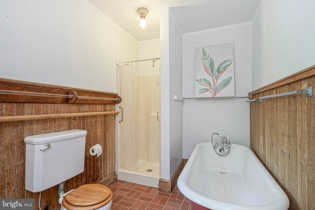 Building Photo - 315 Chestnut St