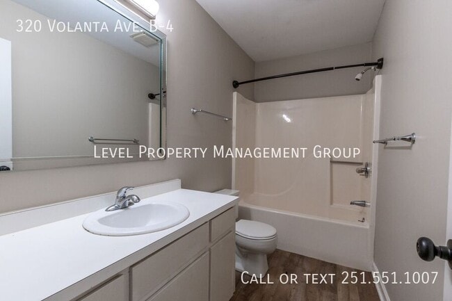 Building Photo - 320 Volanta Ave